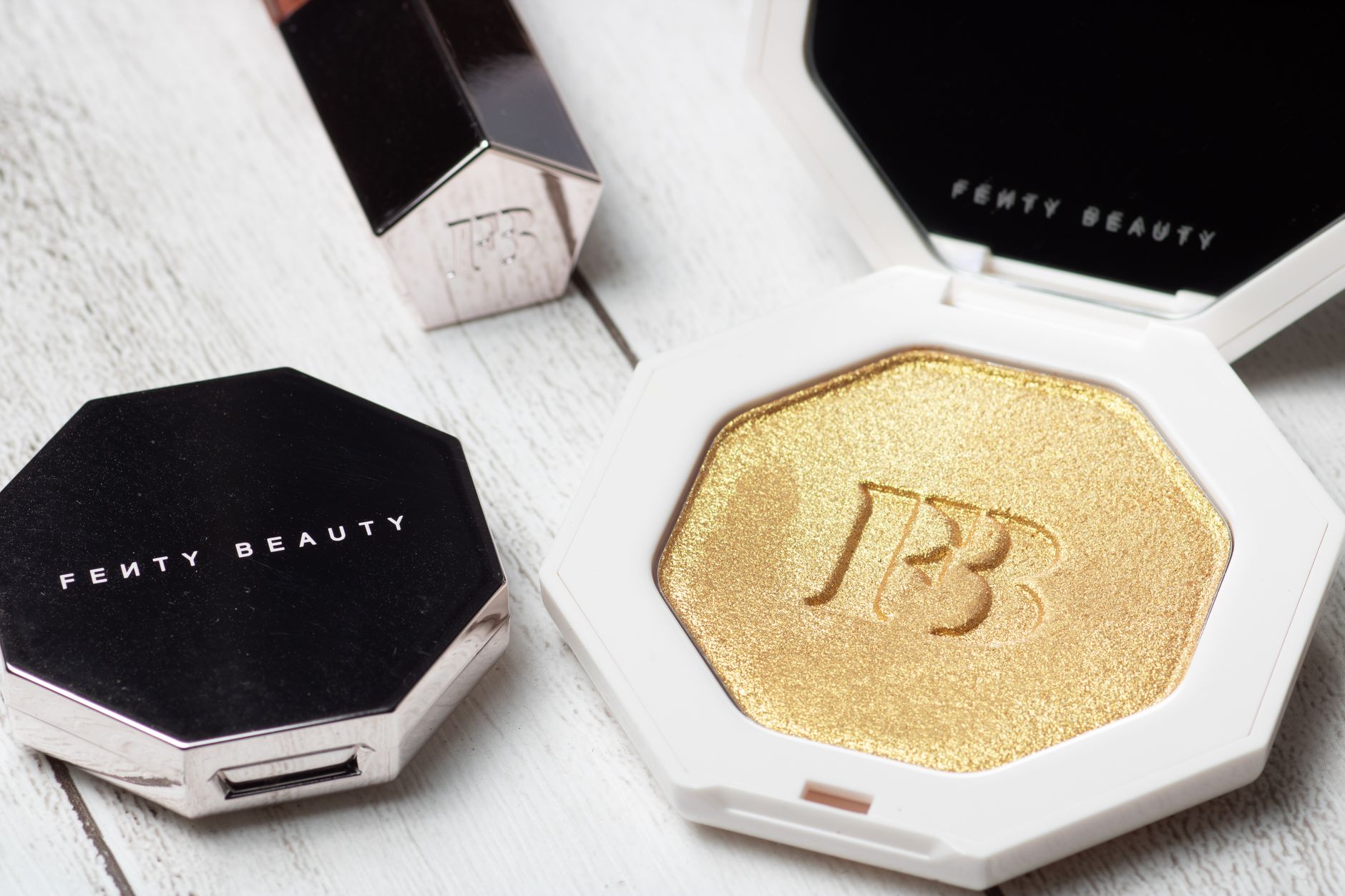 Huda Beauty Skandal: Welche Folgen hat er für die Marke?